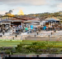 Full Day Kangaroo Island Sip and See Tour departing from Kangaroo Island - Pubs and Clubs