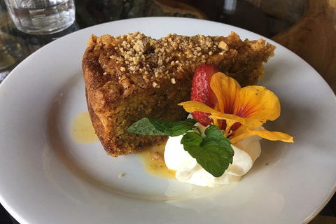 Sunshine Coast Private Scenic Guided Tour Inc. 2-Course Gourmet Lunch - Pubs and Clubs 2