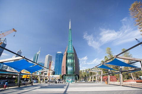 Perth Scavenger Hunt: Perched On A Swan - Go Out 3