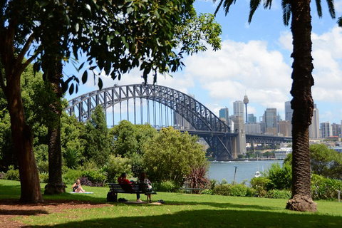 Explore The Culture Of Sydney Harbour On This Walking Audio Tour To Lavender Bay - Pubs and Clubs 1