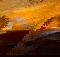 From the Mountains to the Bay - 4 Day Rediscovery Small Group Tour - Pubs and Clubs
