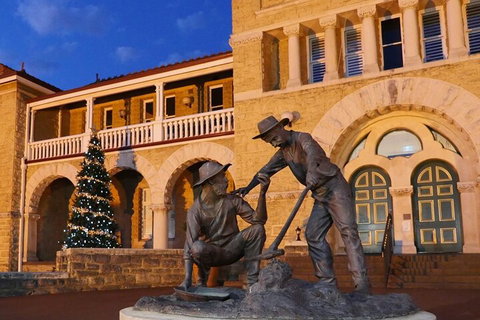 The Perth Mint: Guided Heritage Tour And Gold Pour - Go Out 3