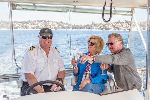 Private Sydney Harbour Lunch Cruise Including Unlimited Drinks - Pubs and Clubs 4