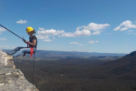 Half-Day Abseiling Adventure In Blue Mountains National Park - Pubs and Clubs 2
