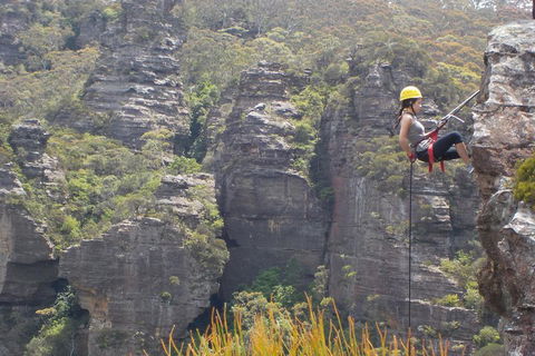 Half-Day Abseiling Adventure In Blue Mountains National Park - Pubs and Clubs 4